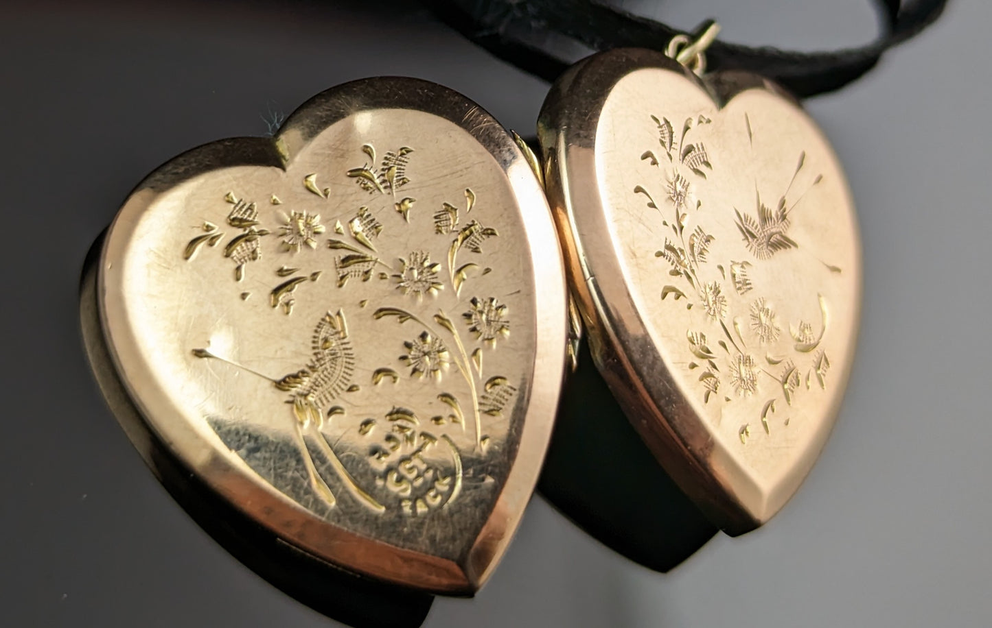 Antique love heart locket pendant, 9ct gold front and back, Edwardian