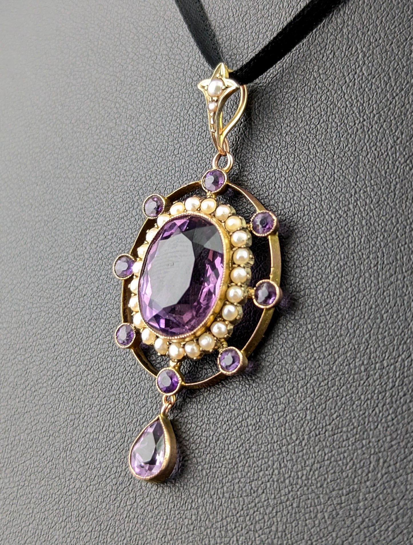 Antique Amethyst and Pearl drop pendant, 9ct gold