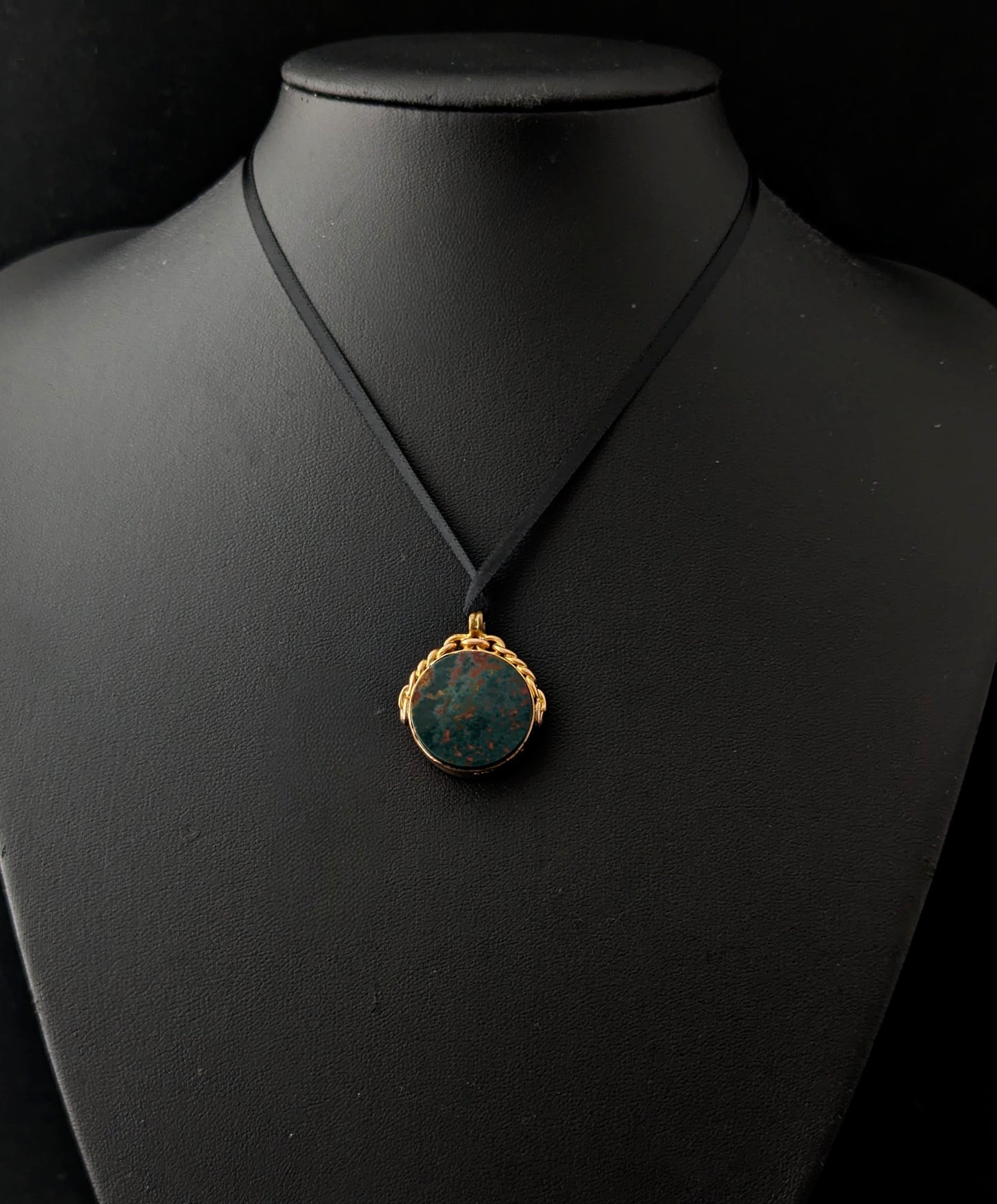Antique 9ct gold swivel fob, pendant, Bloodstone and Carnelian