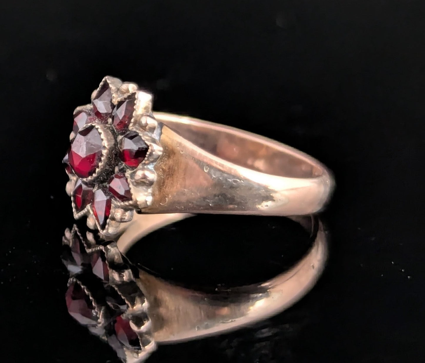 Antique Bohemian Garnet flower ring, 9ct gold, Victorian
