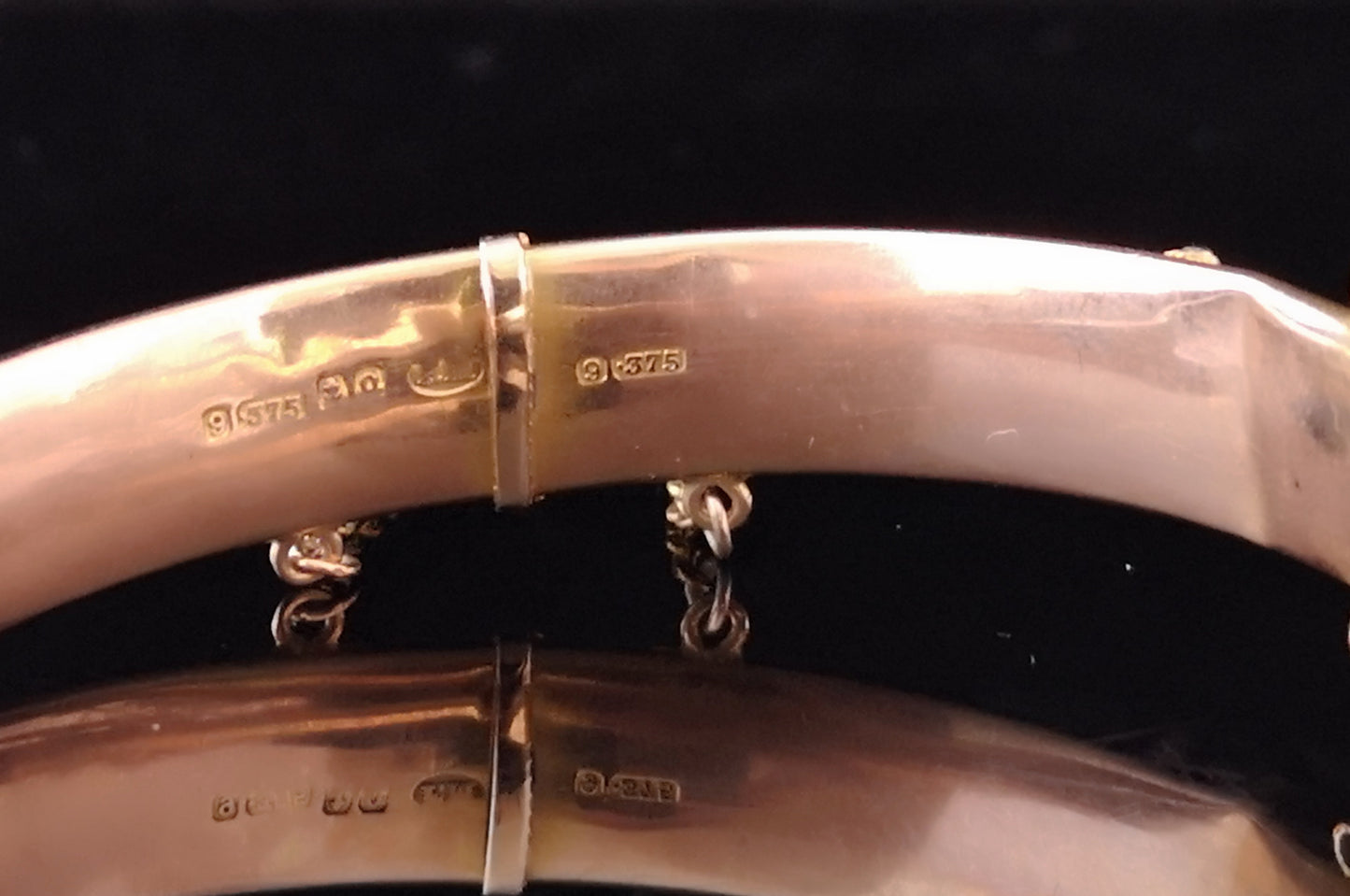 Antique Sapphire and Diamond bangle, 9ct Rose gold