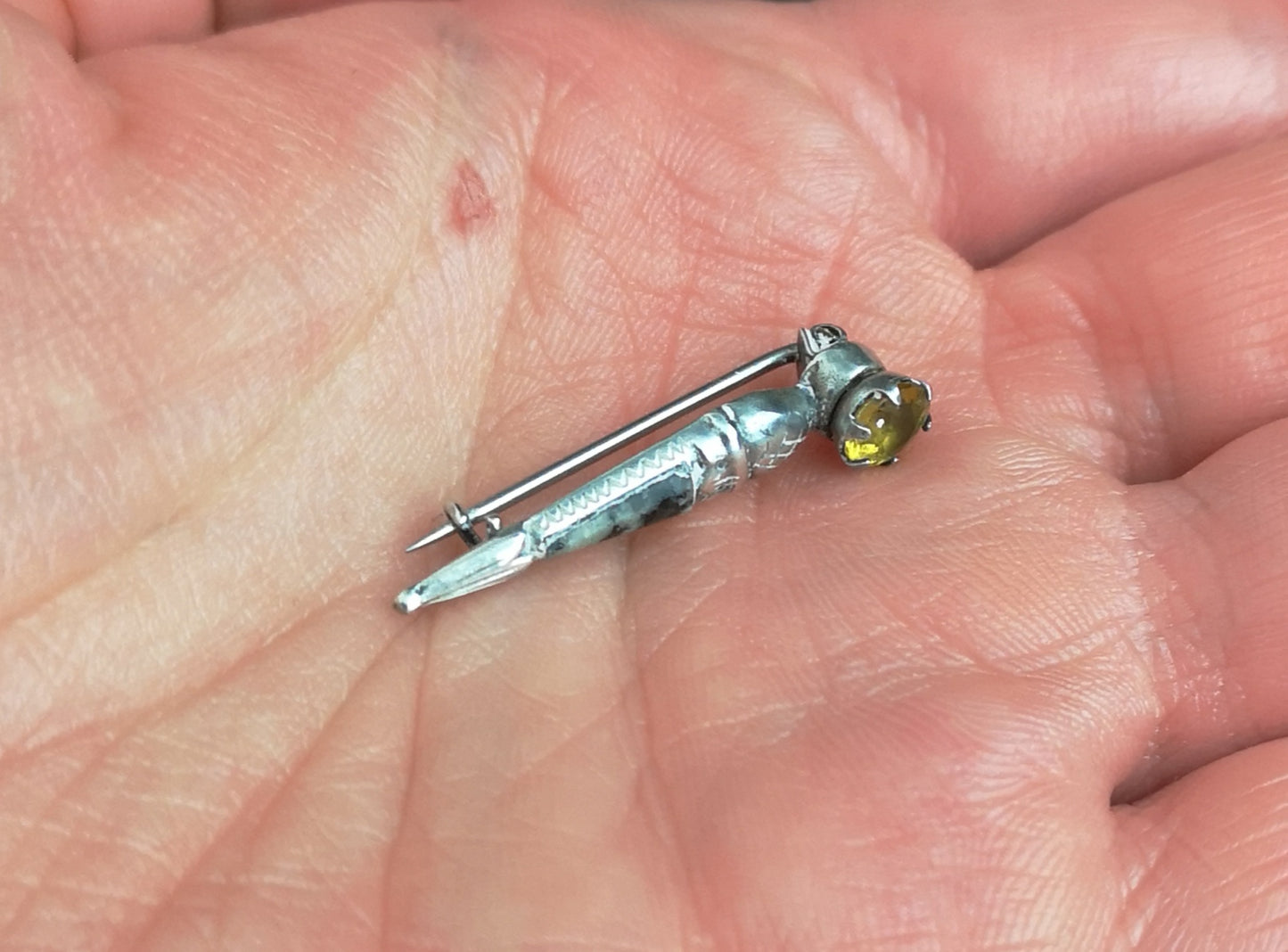 Antique Scottish silver dirk brooch, agate pin