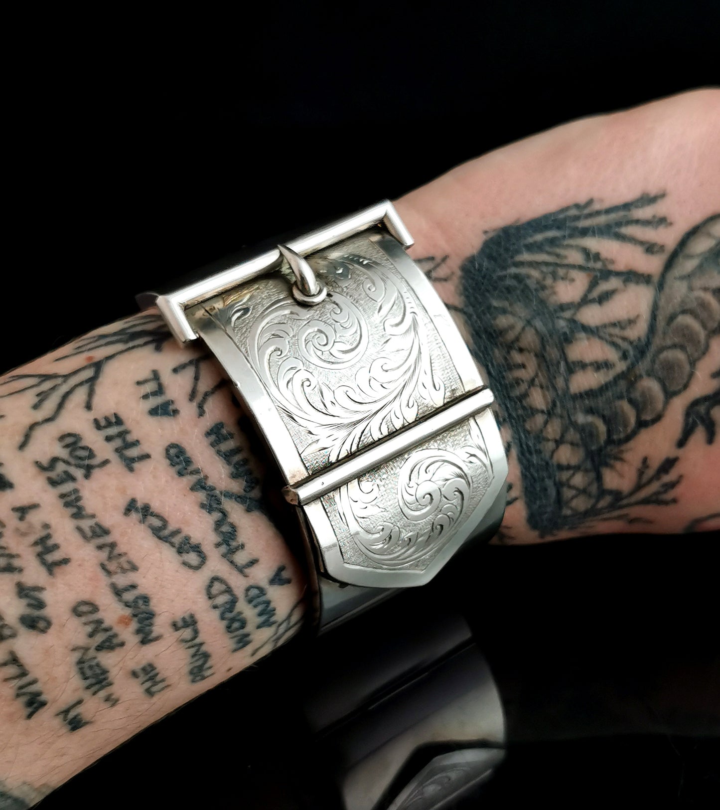 Victorian silver cuff bangle, wide, Buckle