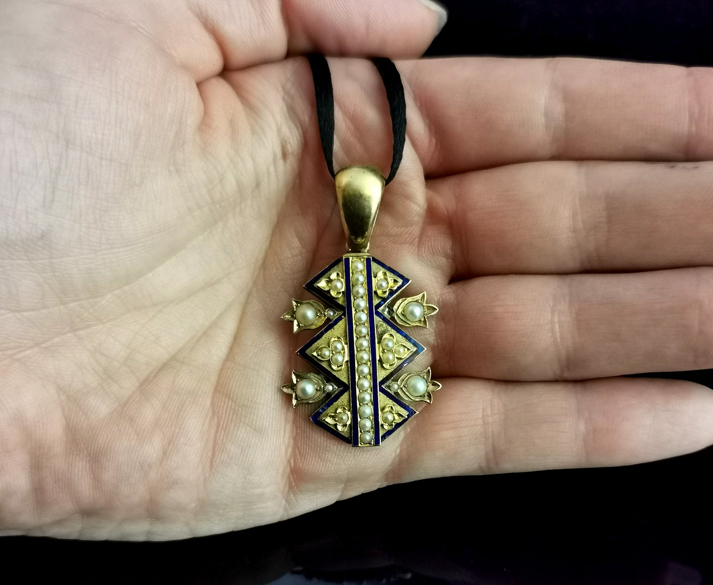 Victorian blue enamel and split pearl pendant, 9ct gold