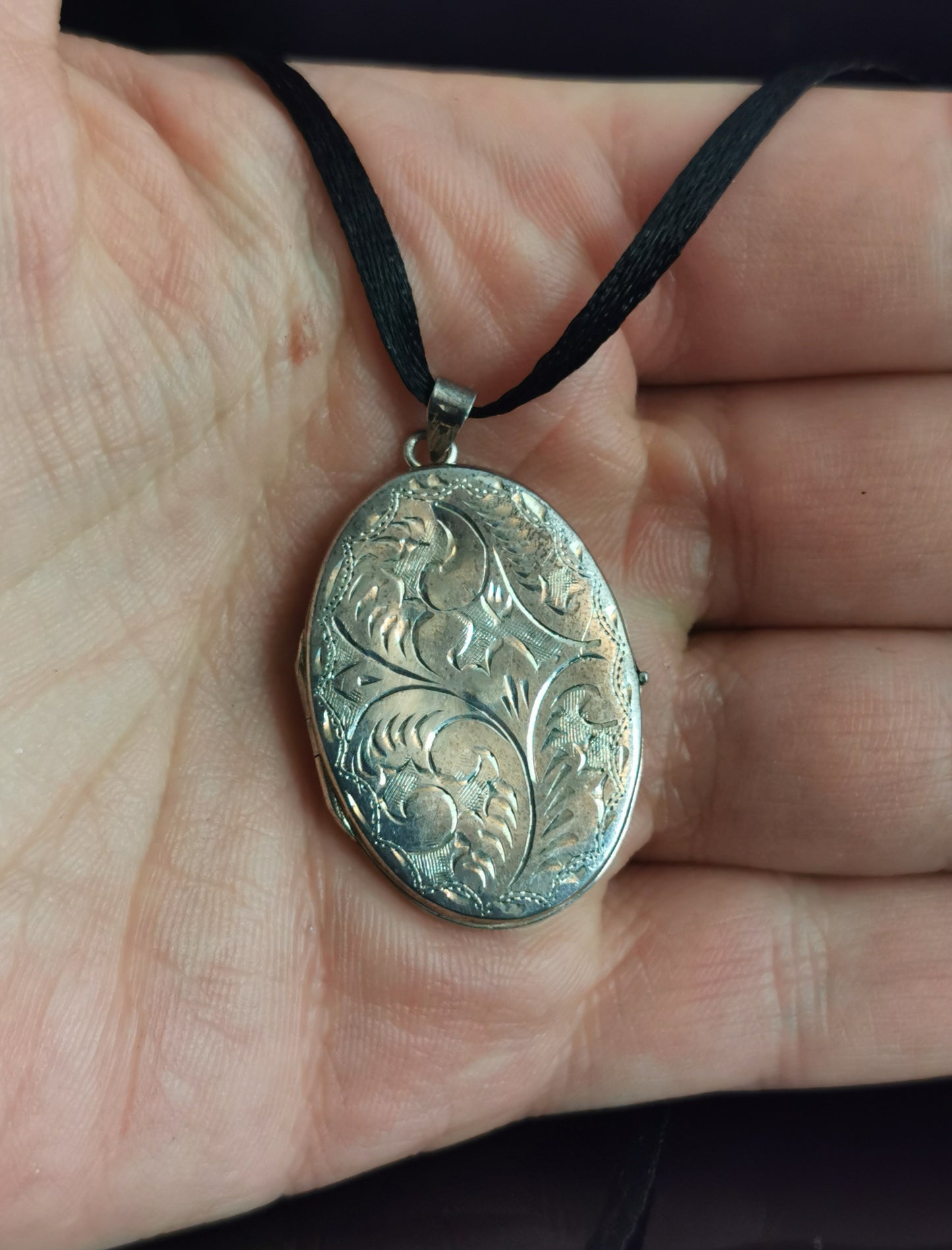 Vintage sterling silver locket pendant, engraved