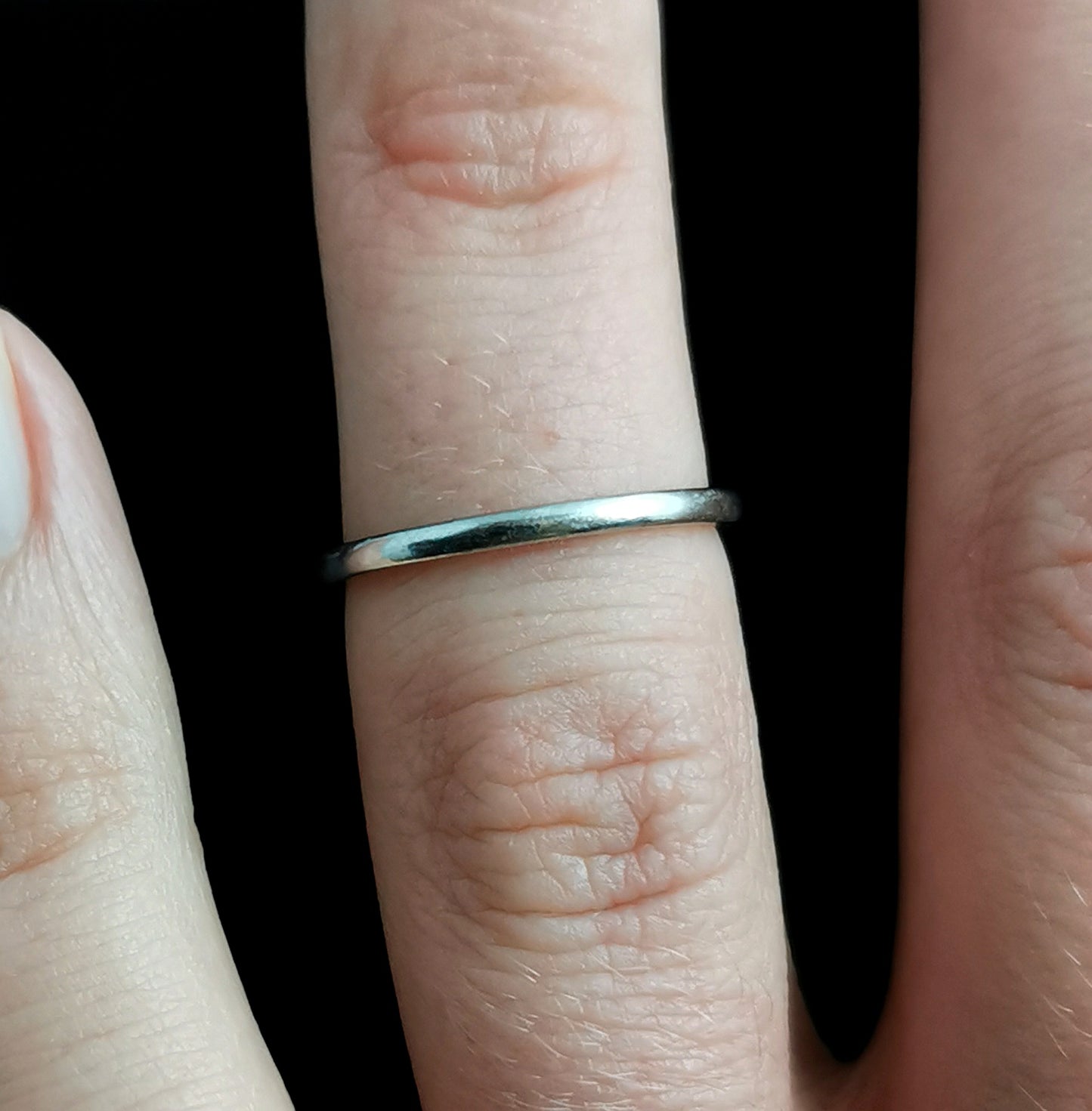 Vintage Art Deco platinum band ring, wedding ring