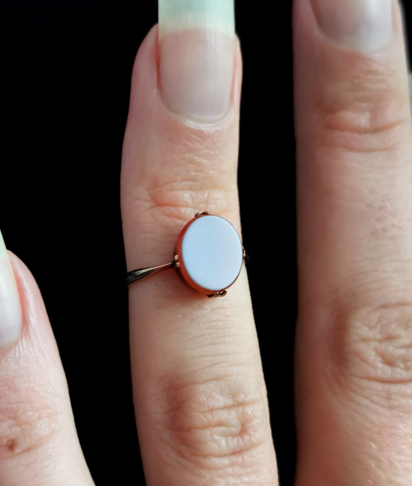 Vintage Art Deco 9ct gold Sardonyx signet ring, Dainty