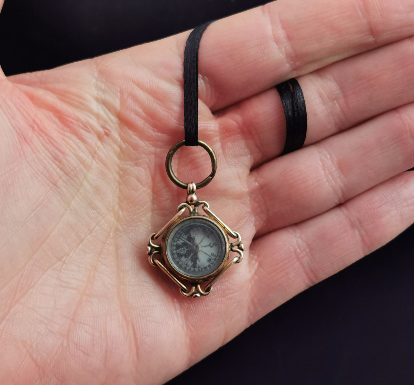 Antique 9ct Rose gold compass pendant, Carnelian seal fob