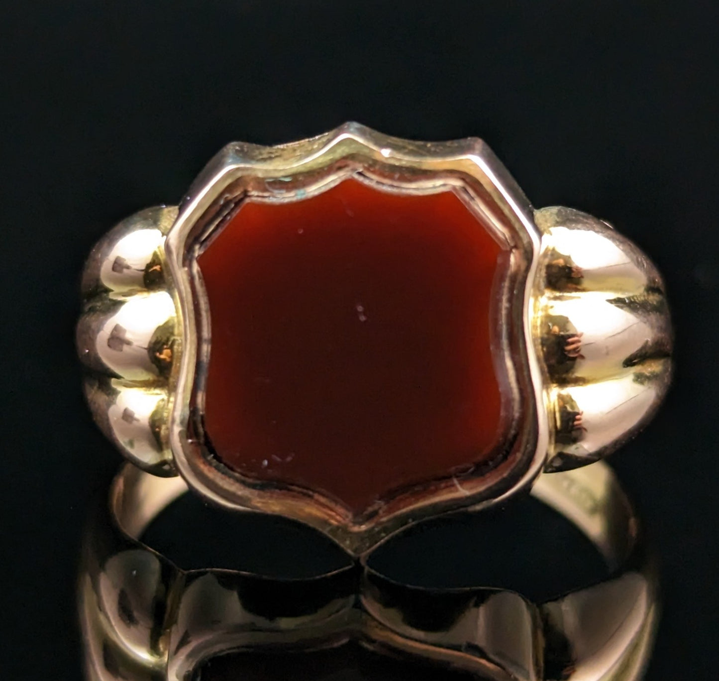 Antique Carnelian signet ring, 9ct gold, Shield shaped
