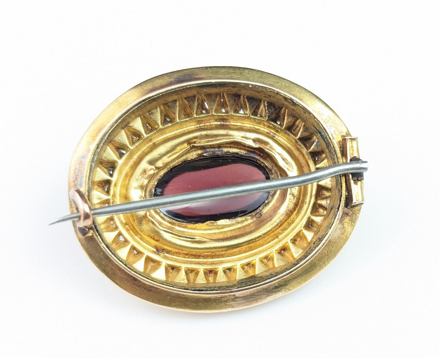 Antique Etruscan revival Garnet Cabochon brooch, 9ct gold, Victorian
