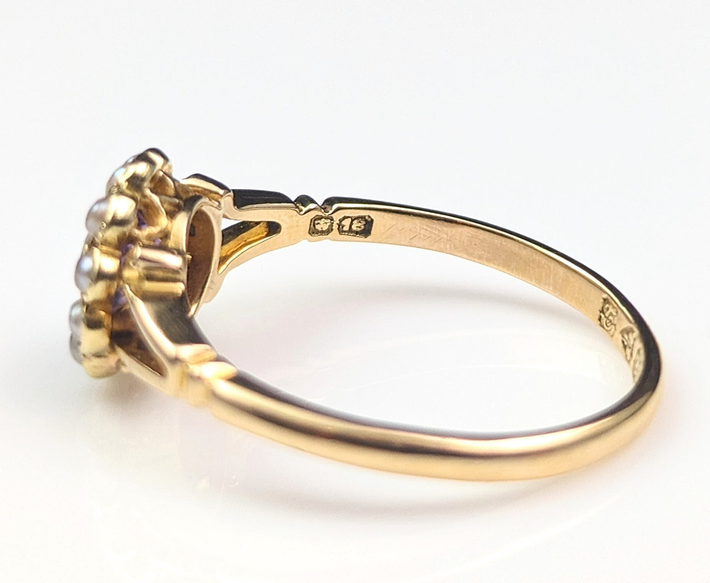 Antique Amethyst and Pearl cluster ring, 18k gold, floral