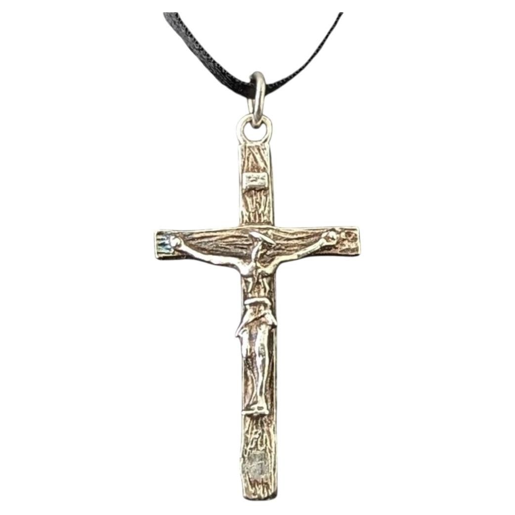 Vintage sterling silver cross pendant, crucifix