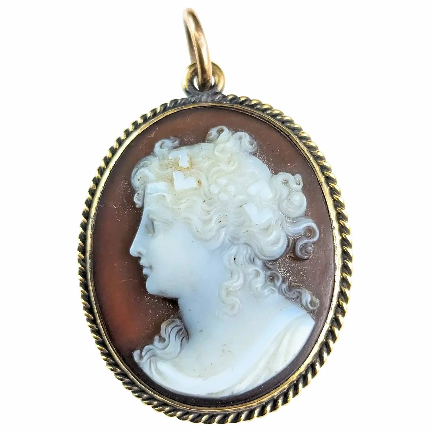 Antique Agate Cameo pendant, 9ct gold, Victorian