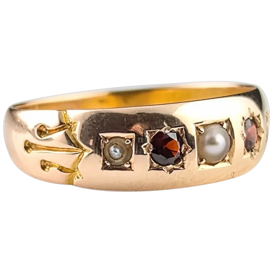 Antique Garnet and Pearl ring, 15ct gold