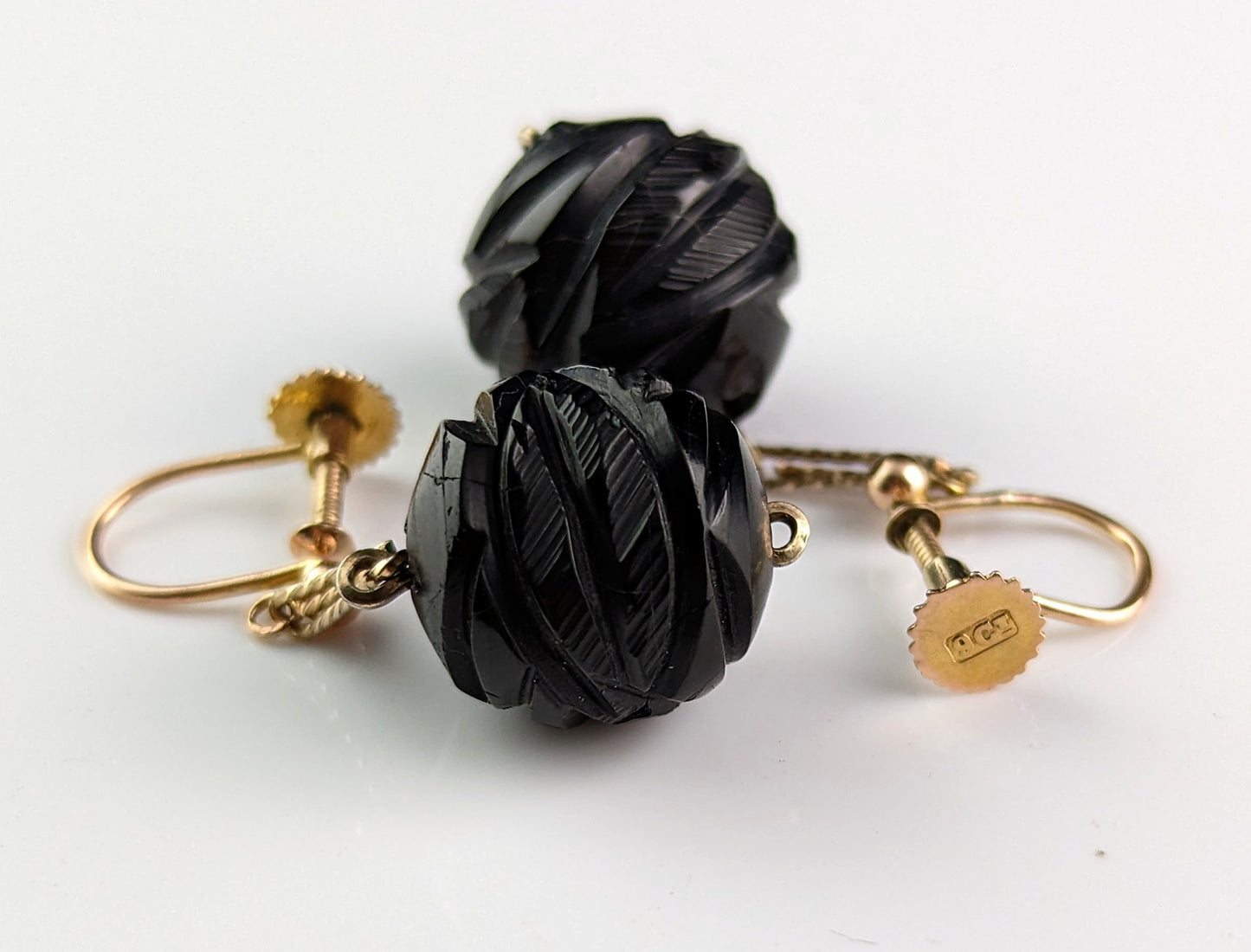 Antique Victorian Whitby Jet earrings, 9ct gold, Screw back