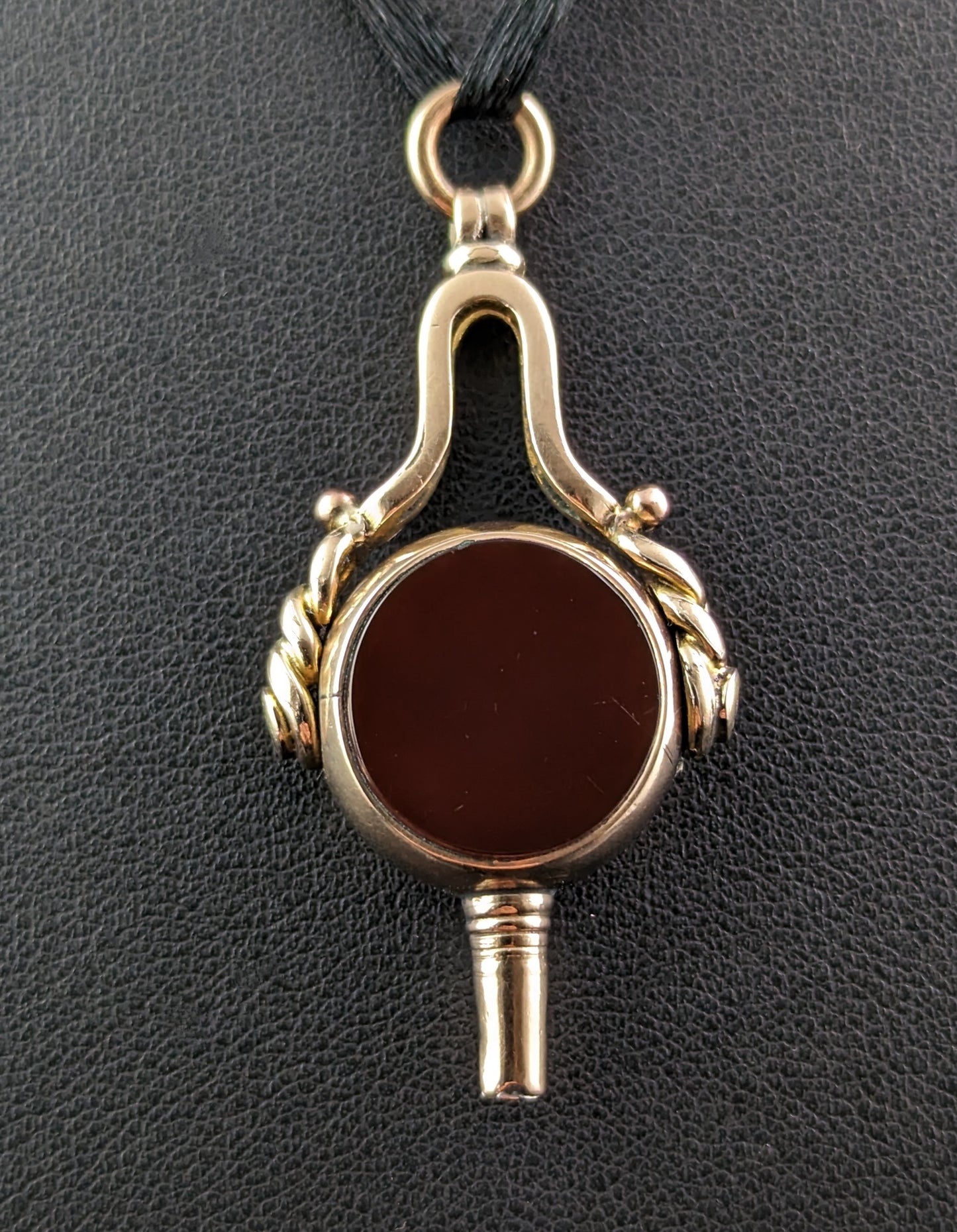Antique 9ct gold Watch key seal fob pendant, Carnelian and Bloodstone