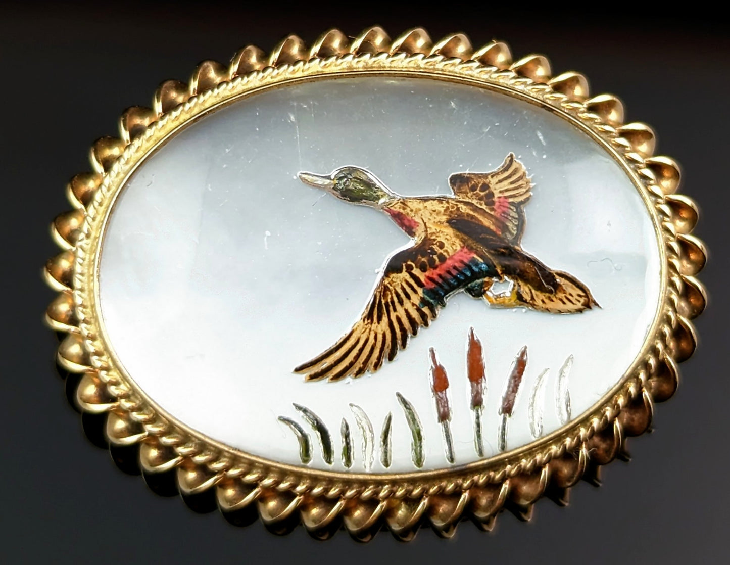 Vintage Essex crystal flying duck brooch, 9ct gold
