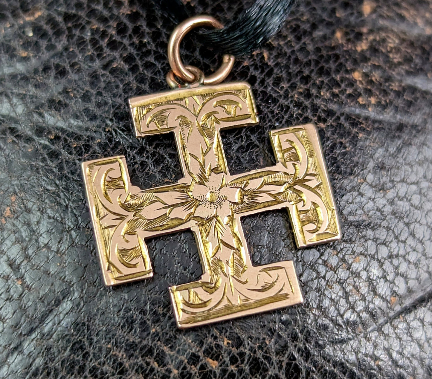 Antique 9k gold Jerusalem cross pendant, engraved