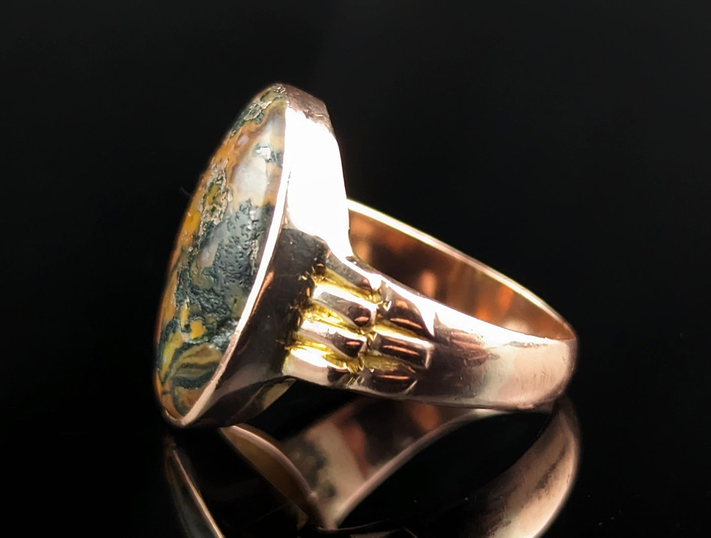 Antique Moss agate signet ring, 9k rose gold