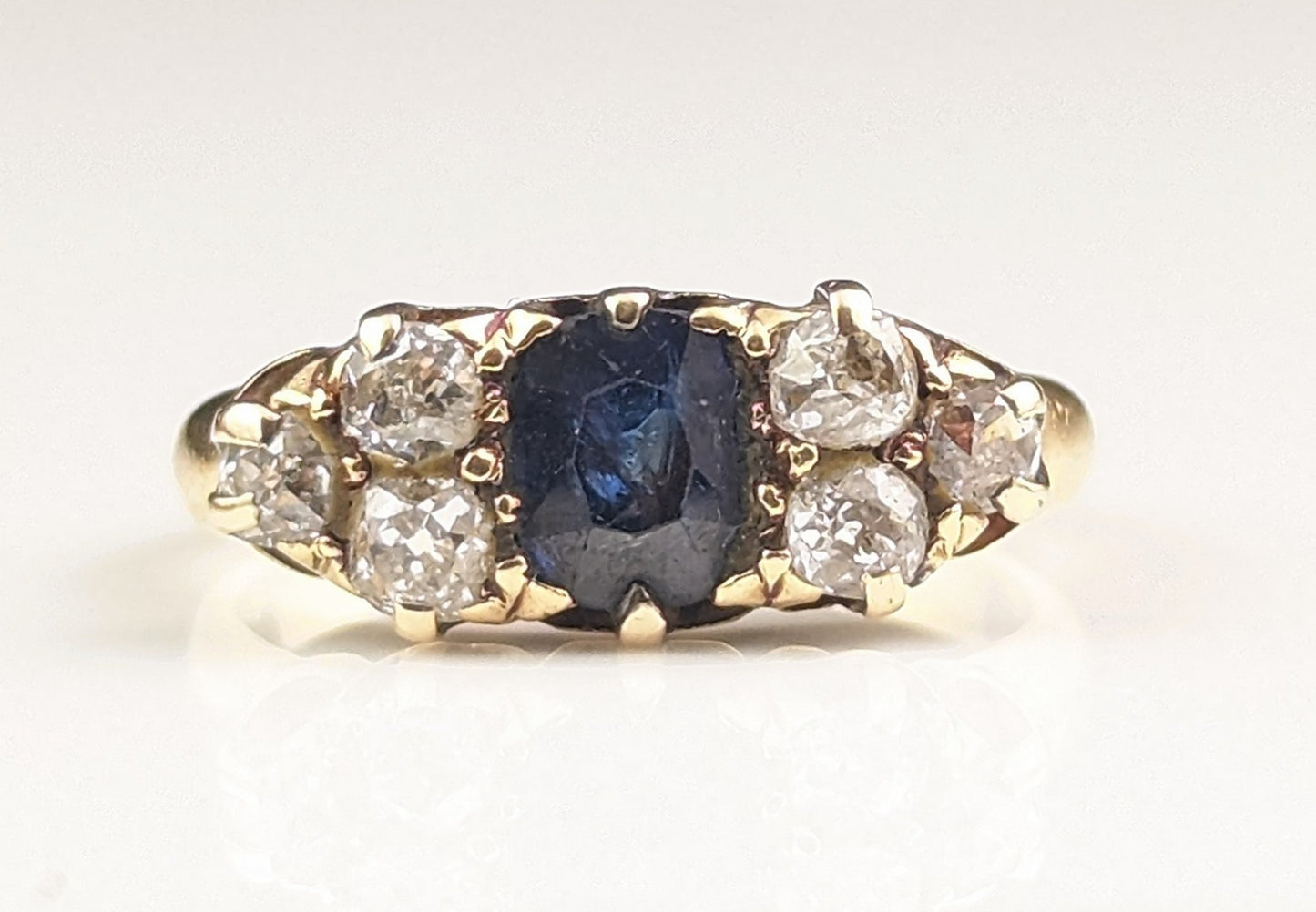 Antique Sapphire and Diamond ring, 18ct yellow gold, Victorian