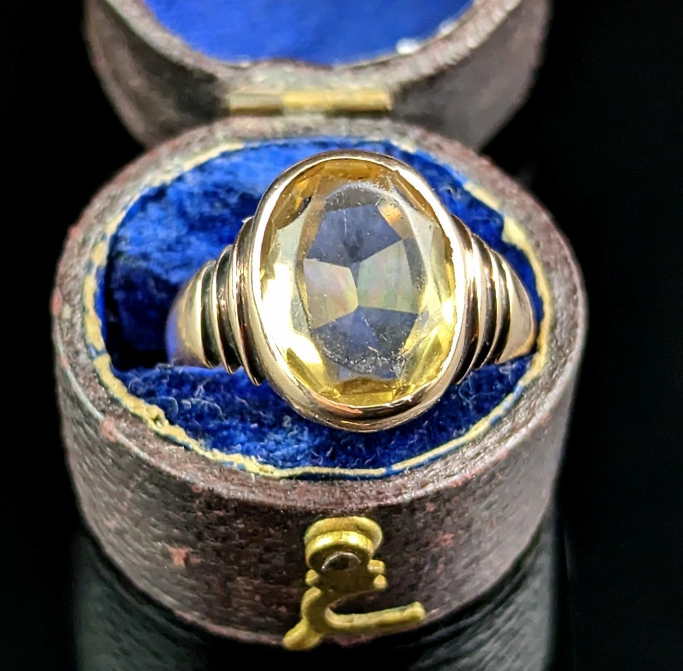 Antique citrine solitaire ring, 9ct gold, Victorian