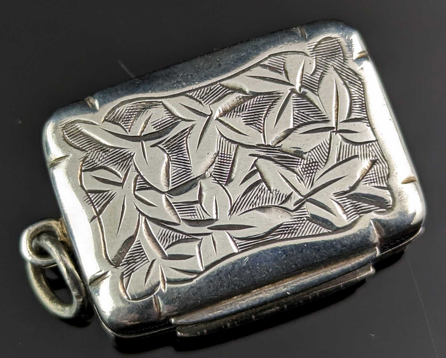 Antique Victorian sterling silver Vinaigrette pendant