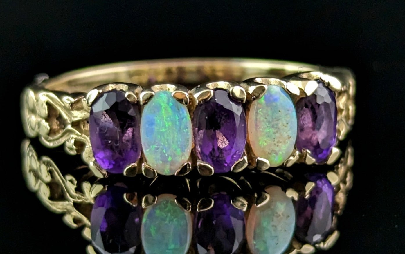 Vintage Opal and Amethyst five stone ring, 9ct gold