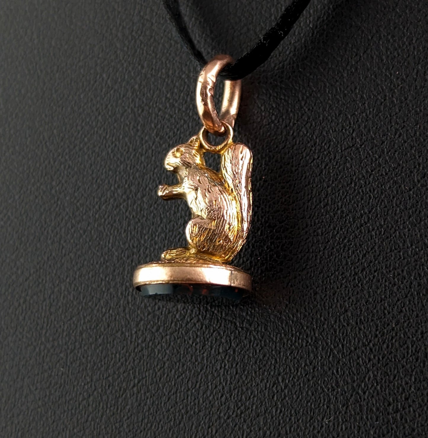 Antique 9ct gold squirrel seal fob pendant, charm