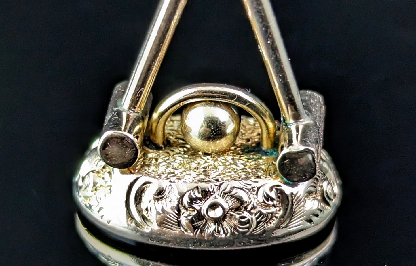 Antique 9ct gold Croquet seal fob pendant, Carnelian