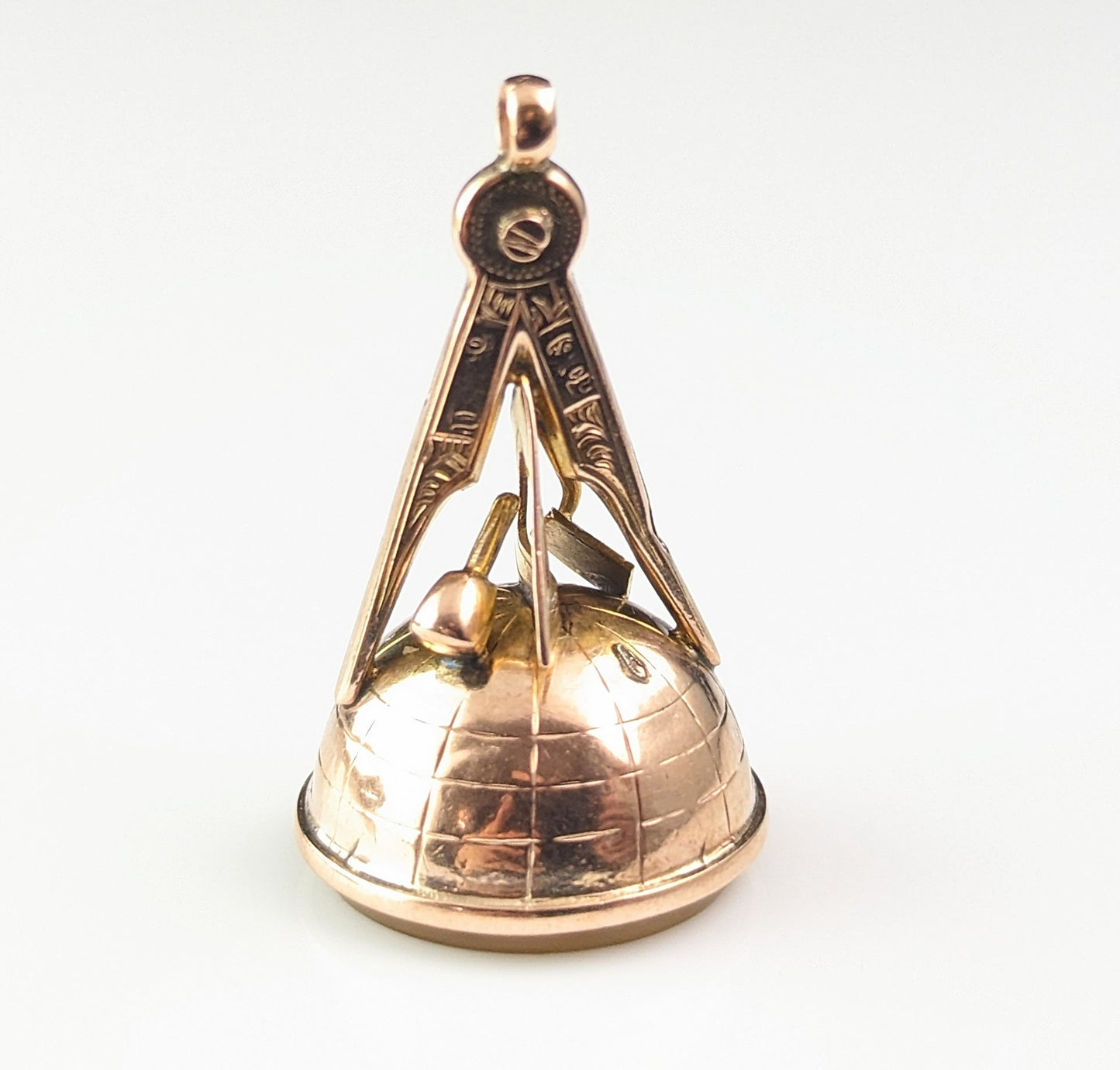 Antique Masonic seal fob pendant, 9ct gold, chalcedony