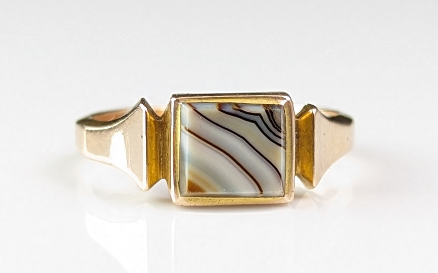 Vintage Banded Agate signet ring, Art Deco, 9ct gold