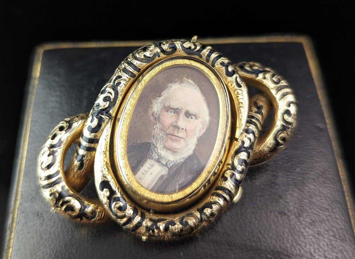Antique Swivel Mourning Brooch pendant, 15ct gold and Black enamel