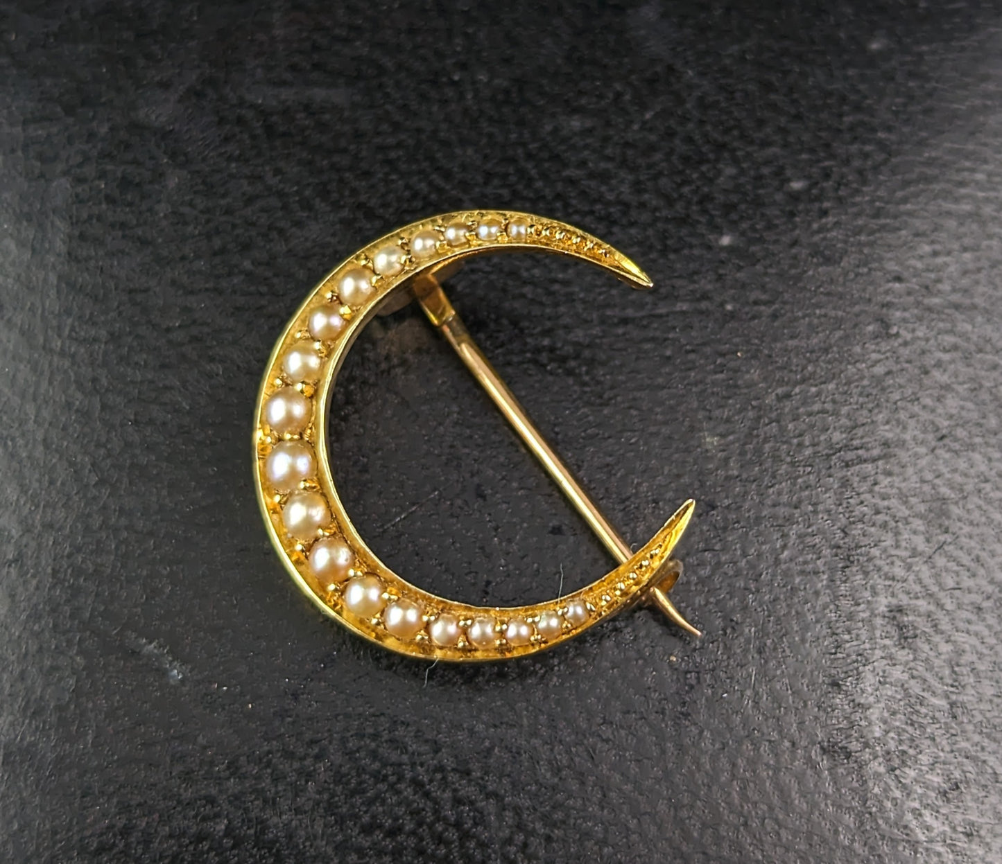Antique 15ct gold Pearl Crescent moon brooch, Victorian