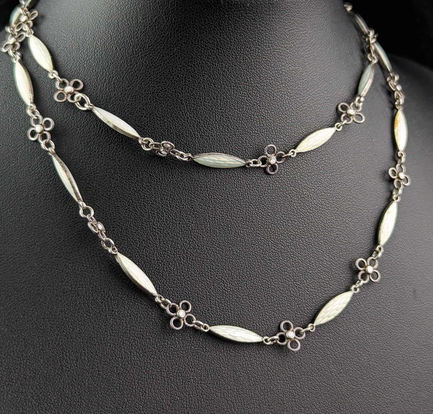 Vintage Art Deco sterling silver and enamel necklace, Floral link chain