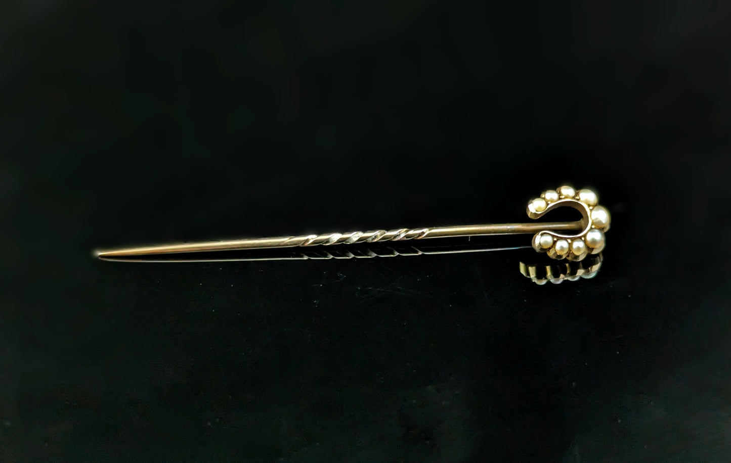 Antique 9ct gold Pearl lucky horseshoe stick pin