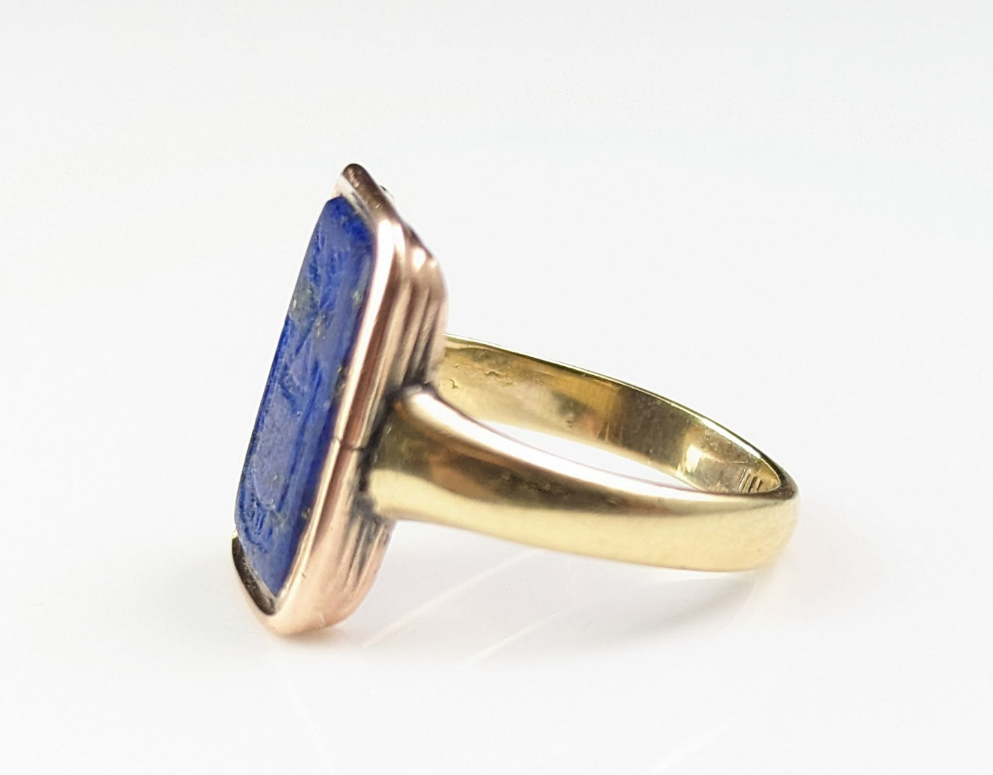 Antique Georgian Lapis Lazuli intaglio seal ring, 15ct gold, Signet ring