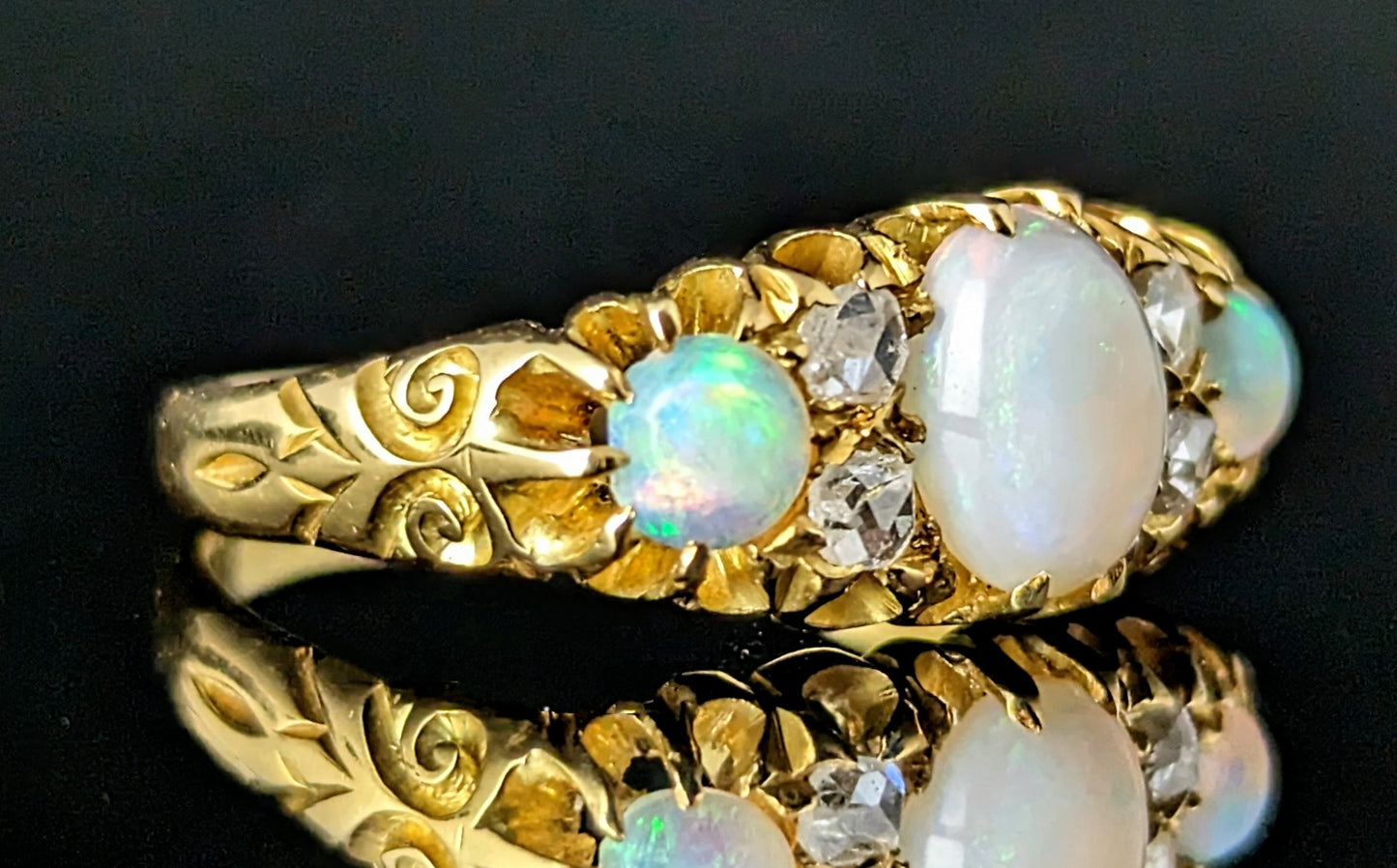 Antique Opal and Diamond ring, 18ct yellow gold, Edwardian