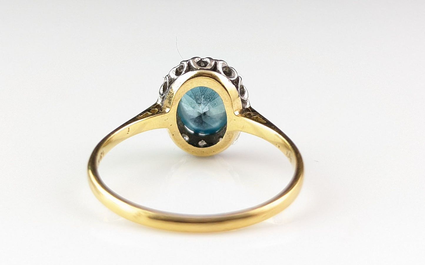 Vintage Blue Zircon and Diamond ring, 18ct gold