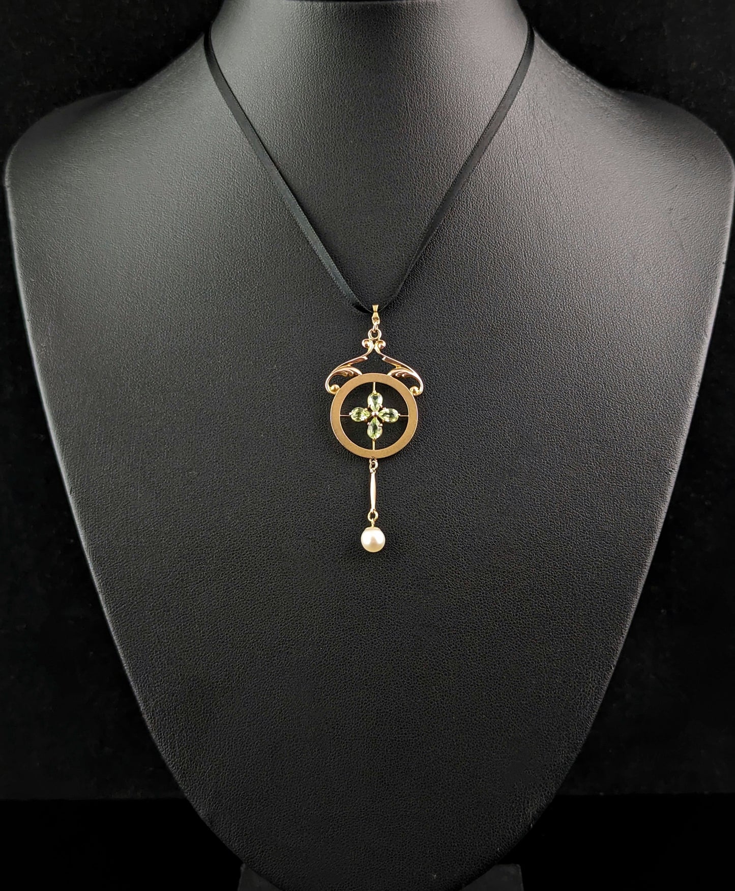 Antique Peridot and pearl drop pendant, 9ct gold, Art Nouveau