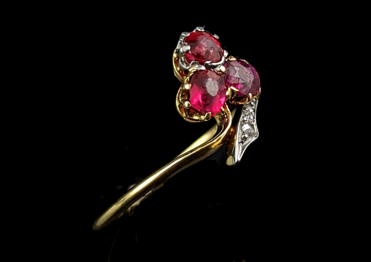Antique At Nouveau Shamrock ring, Ruby, Diamond and Garnet doublet, 18ct gold and platinum