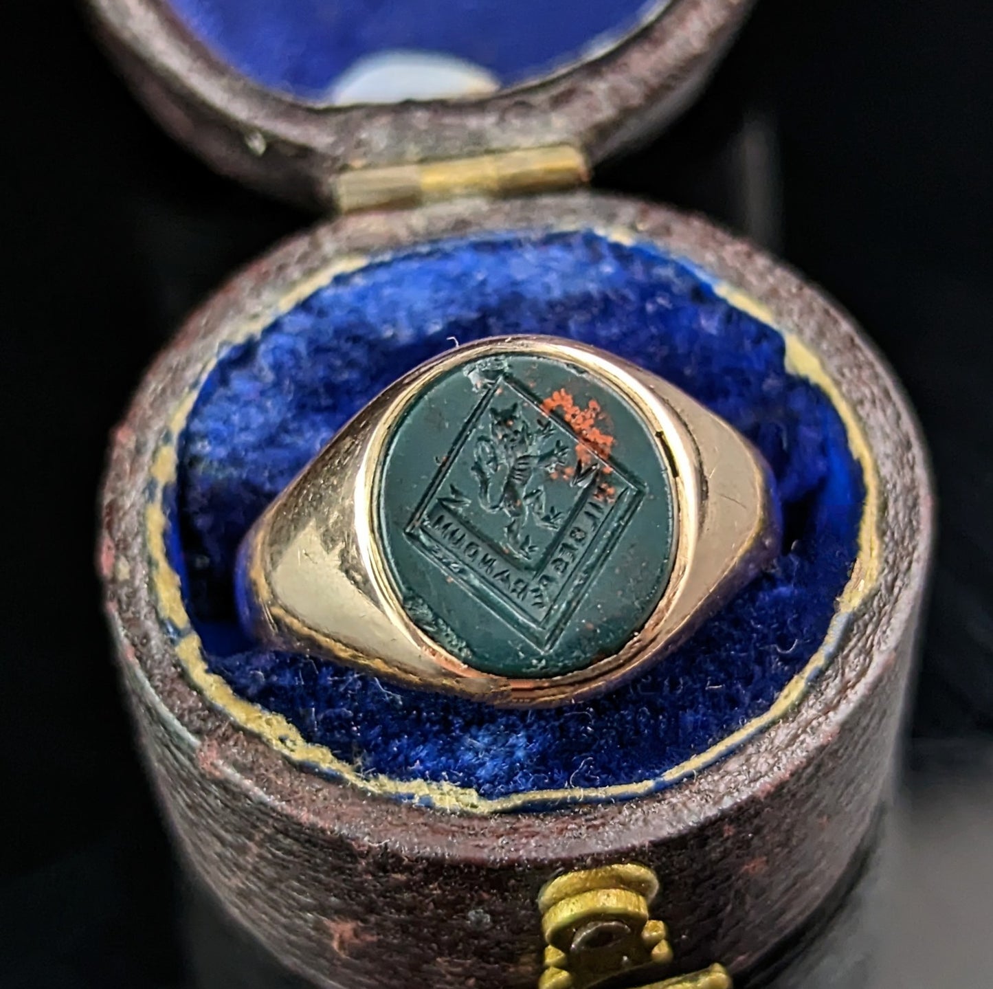 Antique Bloodstone signet ring, Lion Intaglio, 9ct gold