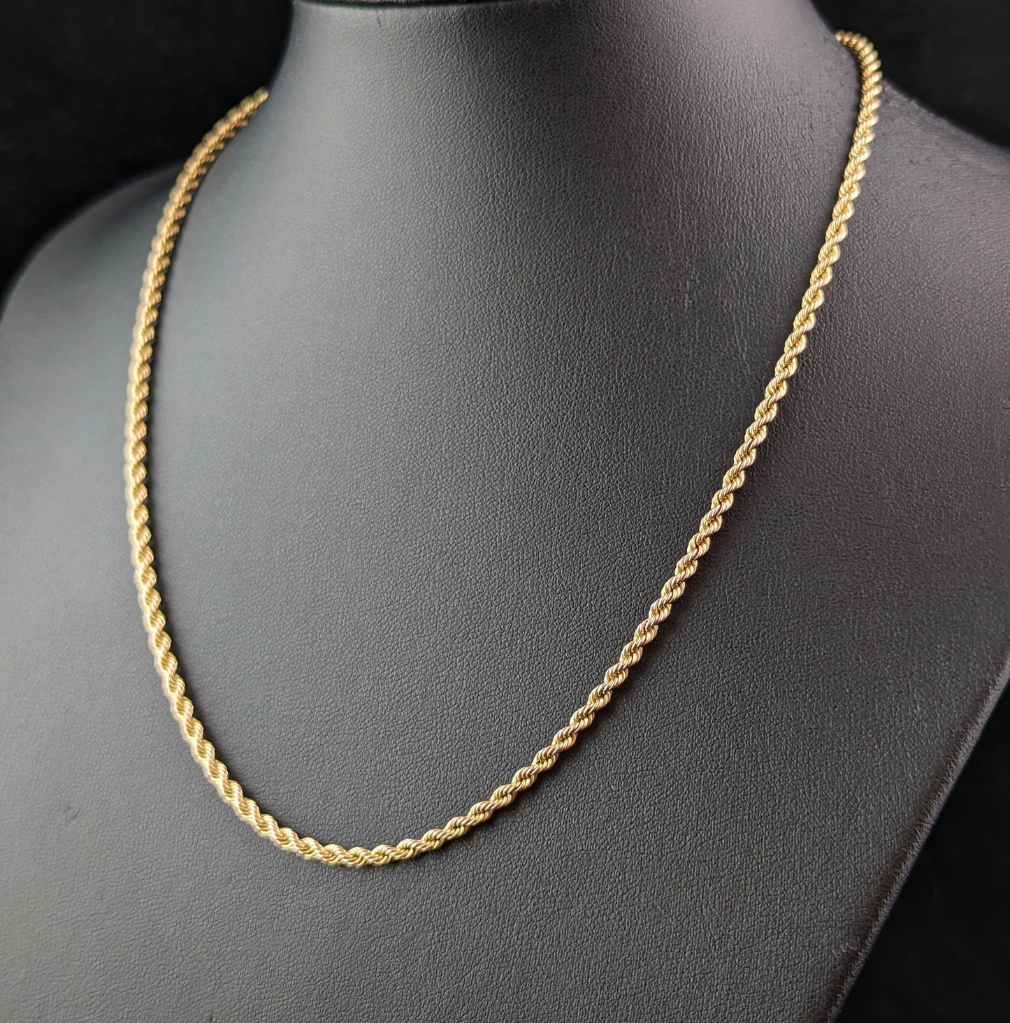 Vintage 9ct gold rope twist chain necklace