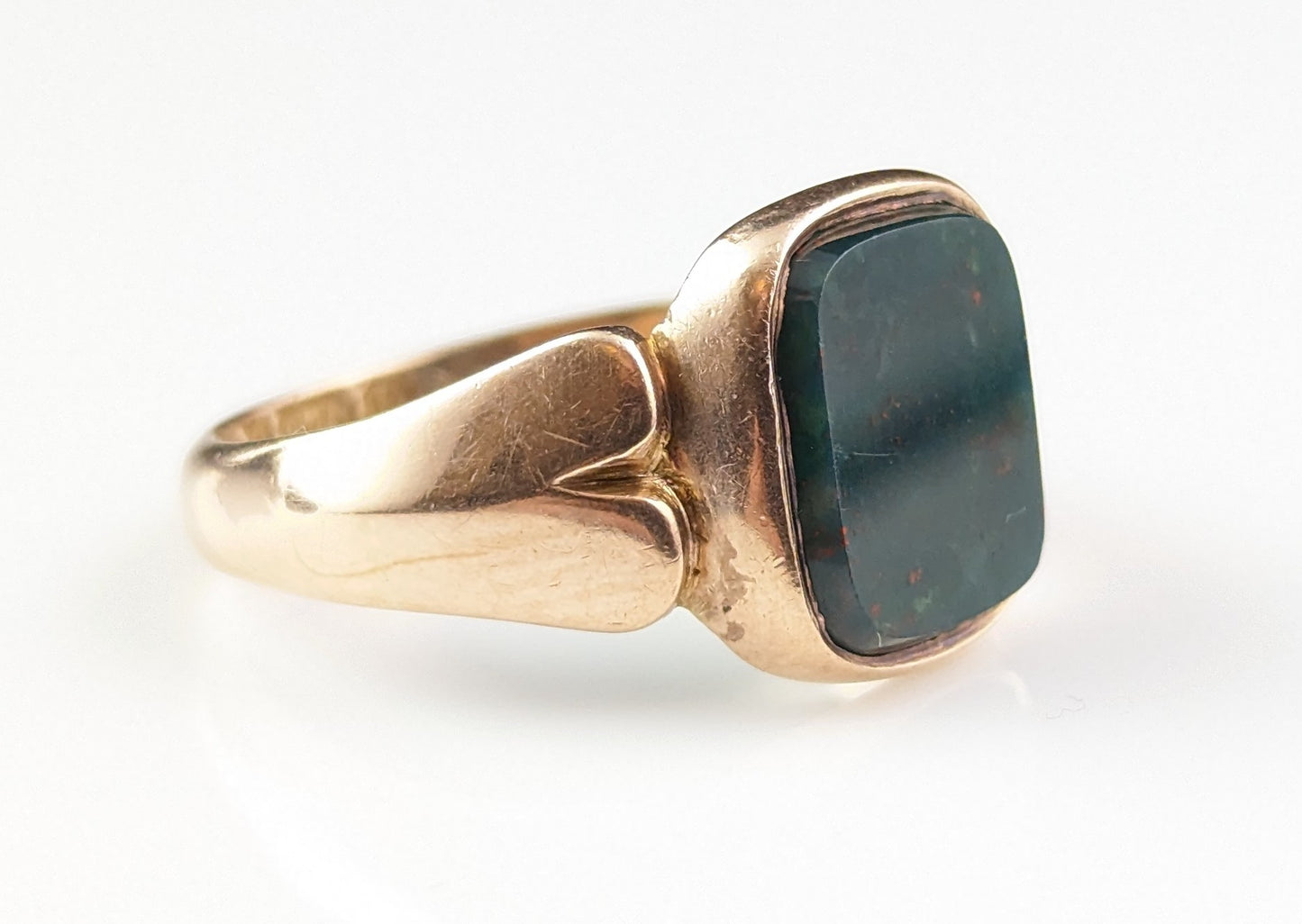 Antique Bloodstone signet ring, 9ct gold, Victorian, boxed
