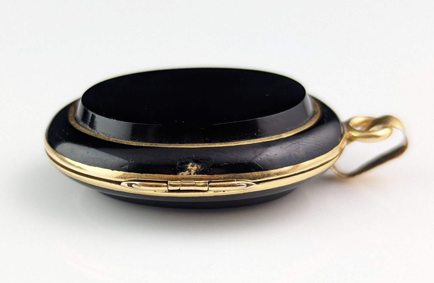 Antique French Mourning locket, Black onyx and 18ct gold, Remember