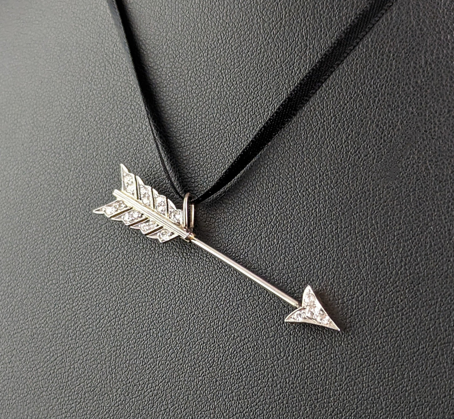 Antique Diamond Arrow pendant, 15ct gold and Platinum, Art Deco