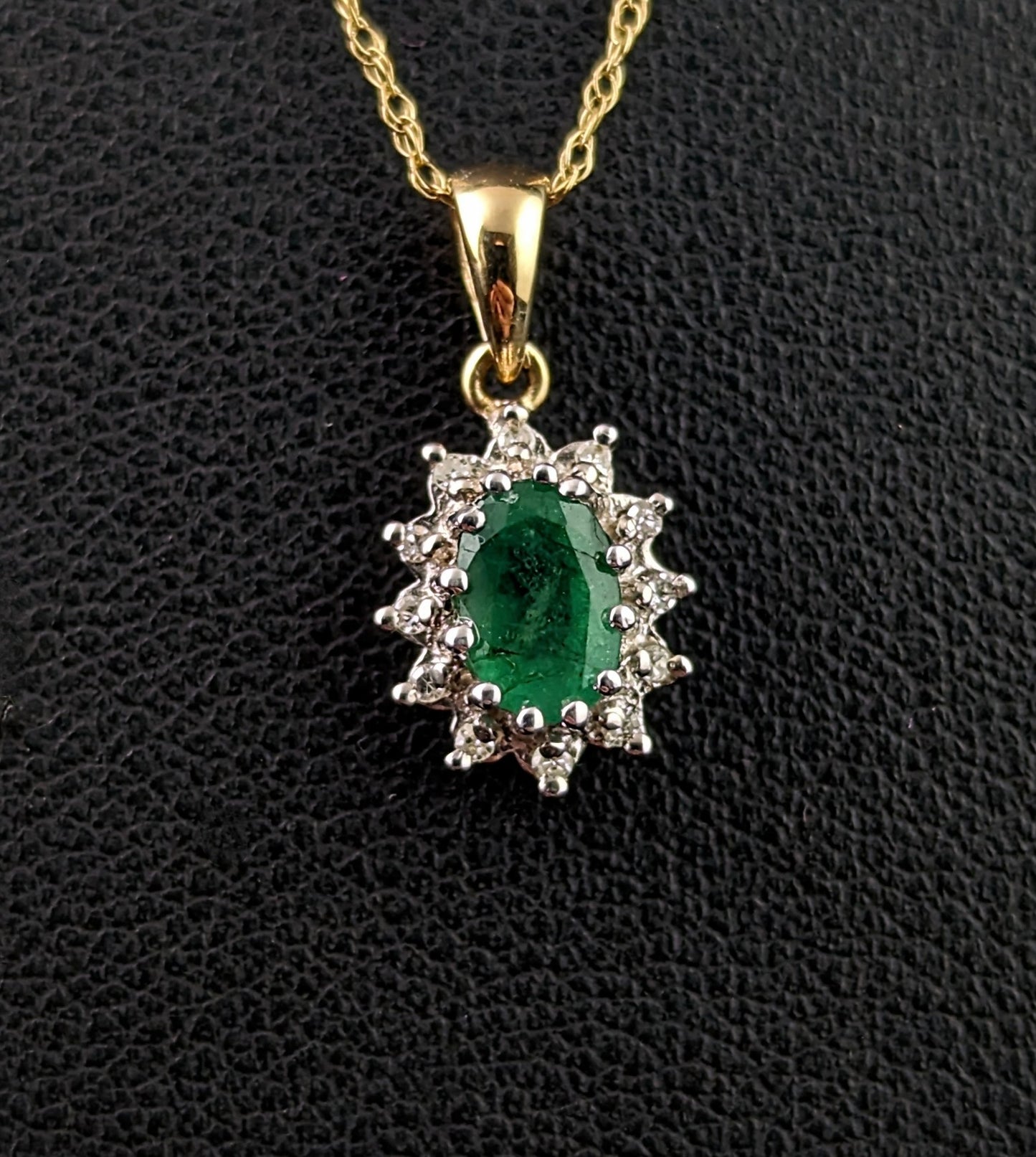 Vintage Emerald and Diamond cluster pendant, 9ct gold