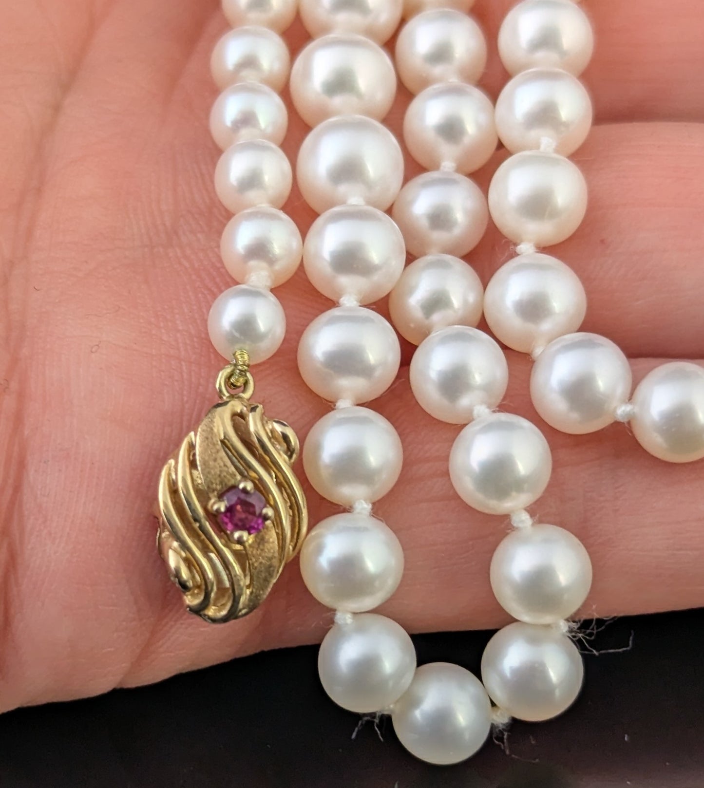 Vintage Cultured Pearl necklace, 9ct gold and Ruby clasp