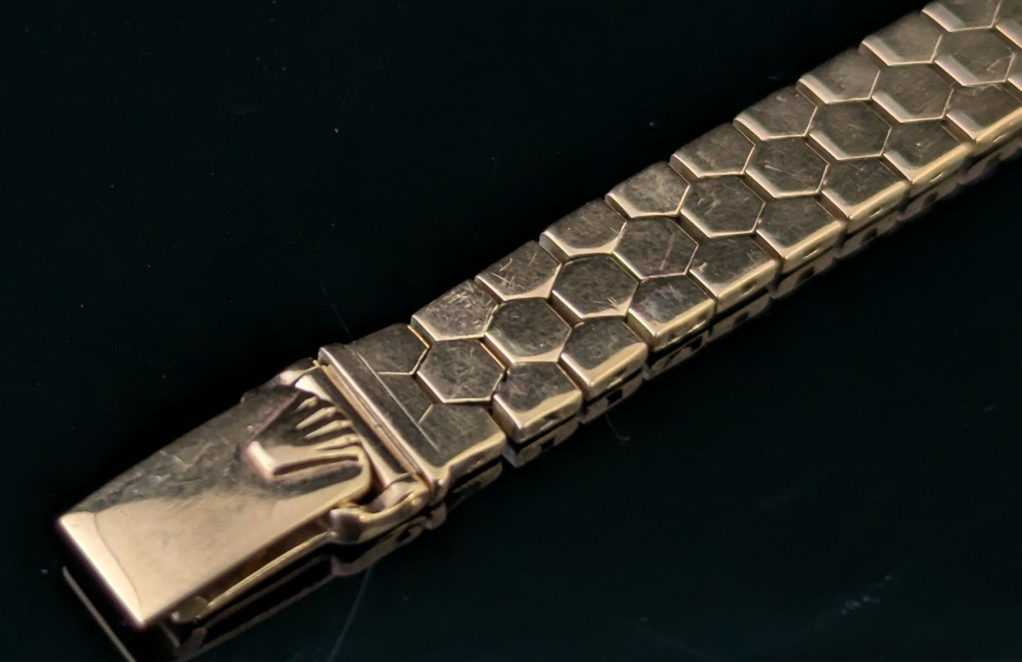 Vintage 9ct gold Ladies Rolex precision wristwatch, Bracelet strap