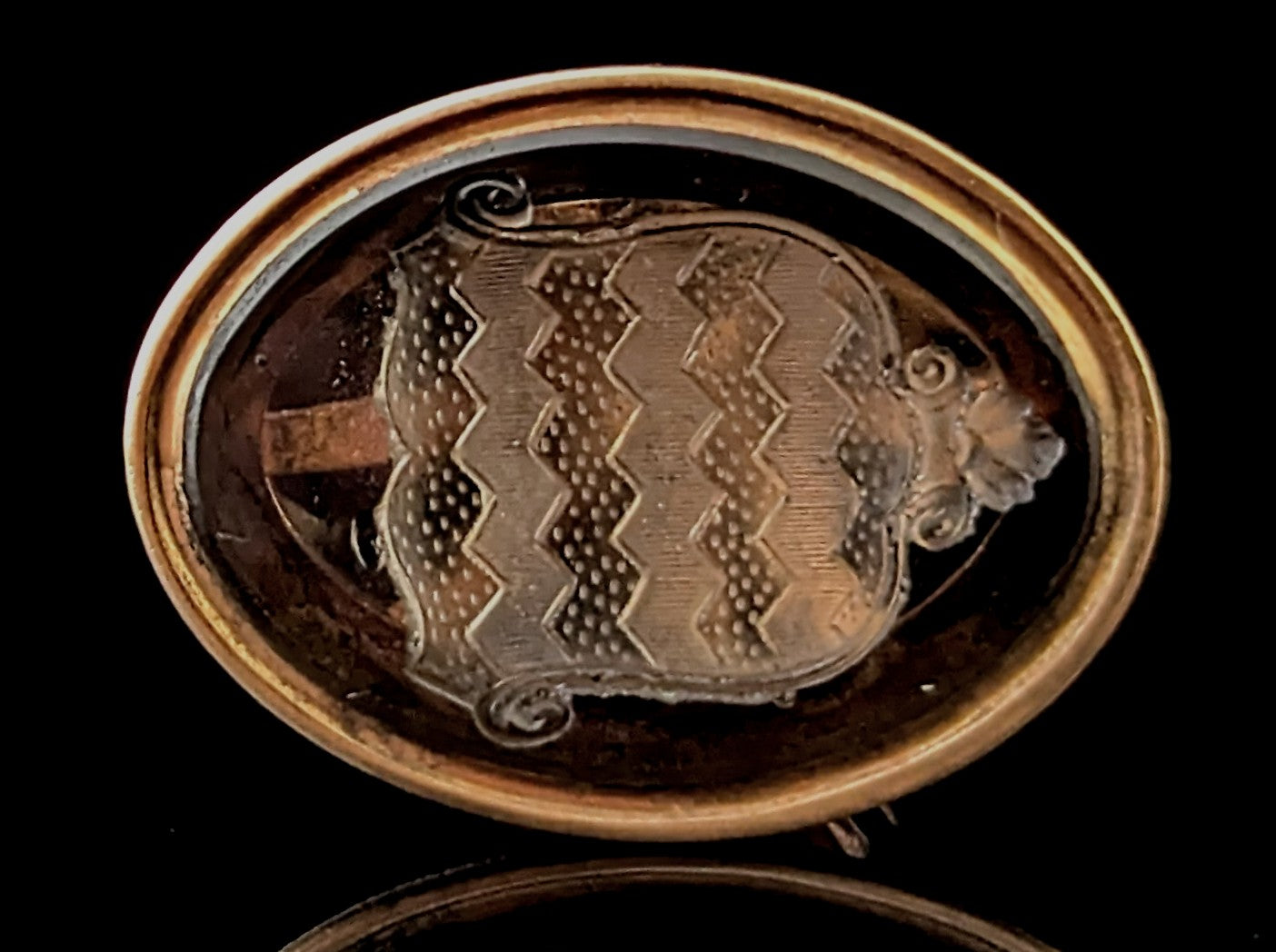 Antique Georgian seal fob pendant, 9ct gold and Quartz, Heraldic