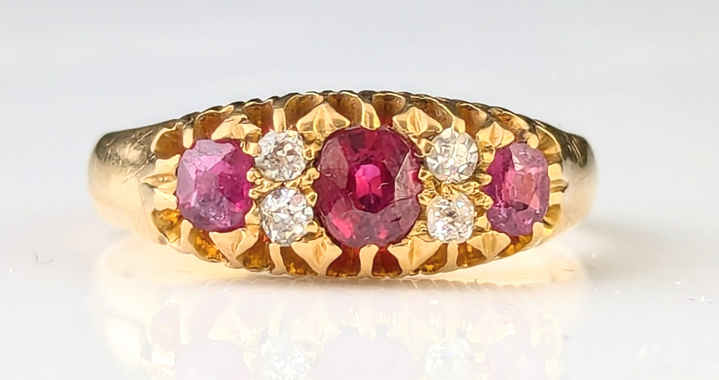 Antique Ruby and Diamond ring, 18ct yellow gold